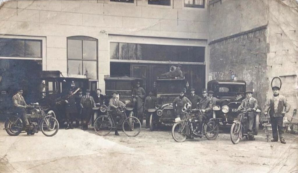 K-127, Germain 1906/07 van garagist P.J. Wijtenburg uit Middelburg, bij zijn garage ca. 1918 ?		
Bron: foto te koop op MP 19-1-2025 door Ron, via Wannes Martens 